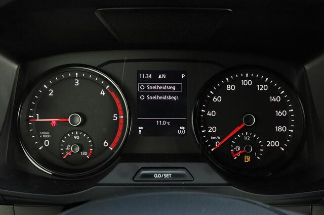 Volkswagen CRAFTER 2.0 TDI EU6 140PK DSG Trendline L3H3 GVW 3.5T WB 3640 MM | Trekhaak | Camera | Clima | DAB