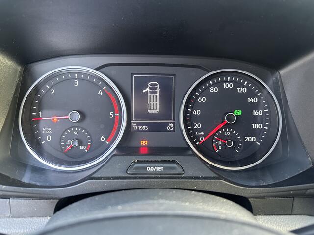 Volkswagen CRAFTER 30 2.0 TDI 140PK Automaat Euro6 L3H2 Carplay/cruise control/achteruitrijcamera