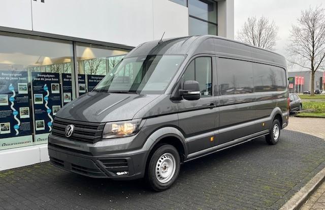 Volkswagen CRAFTER Highline L4 2.0 TDI 140 pk Automaat GVW 3.5T W | 351938 | Navigatie | Alarm | Trekhaak | Versterkte vering | Achteruitrijcamera |