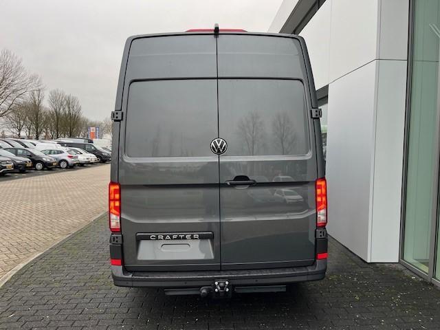Volkswagen CRAFTER Highline L4 2.0 TDI 140 pk Automaat GVW 3.5T W | 351938 | Navigatie | Alarm | Trekhaak | Versterkte vering | Achteruitrijcamera |
