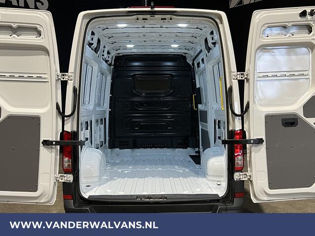 Volkswagen CRAFTER 2.0 TDI 141pk L3H3 L2H2 Euro6 Airco | Camera | Apple Carplay Android Auto, Cruisecontrol