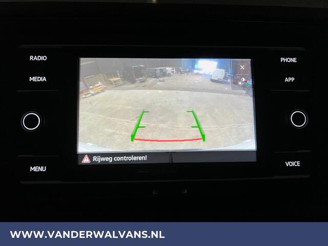 Volkswagen CRAFTER 2.0 TDI 140pk L3H3 L2H2 Euro6 Airco | Camera | Apple carplay | Android auto bijrijdersbank