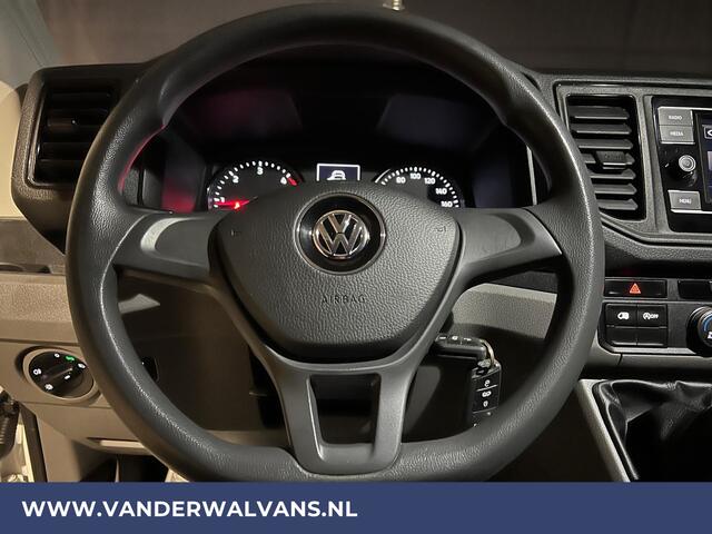 Volkswagen CRAFTER 2.0 TDI 140pk L3H3 L2H2 Euro6 Airco | Camera | Apple carplay | Android auto bijrijdersbank