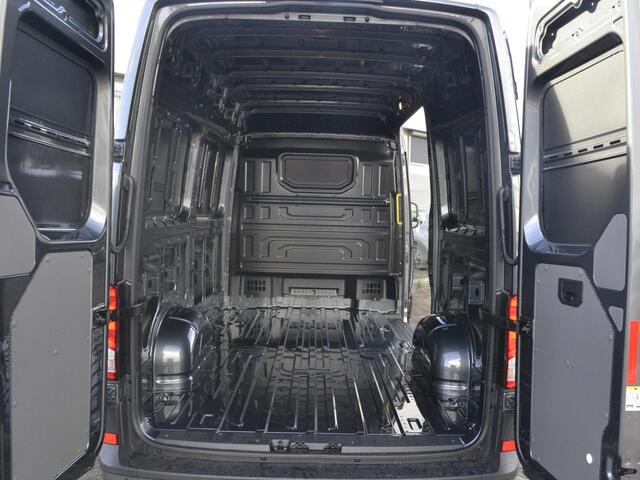 Volkswagen CRAFTER Bedrijfswagens 35 Trendline 2.0TDi 140pk L3H3