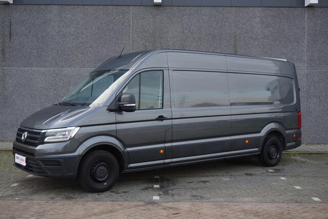 Volkswagen CRAFTER 35 2.0 TDI L4H3 Highline / Trekhaak / 3000KG Trekgewicht / 177 PK / Navigatie / Adaptieve Cruise Control / Apple Carplay / Stoelverwarming