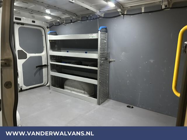 Volkswagen CRAFTER 2.0 TDI 141pk **BPM VRIJ voor de Ondernemer** L3H2 L2H1 Euro6 Airco | Camera | Navigatie | 3000kg trekhaak Apple Carplay, Android Auto, Parkeersensoren, Bijrijdersbank