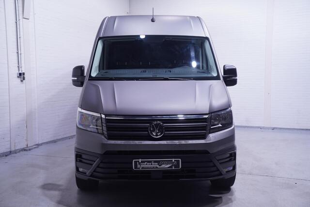Volkswagen CRAFTER 2.0 TDI 140 pk L3H3 Navi, Camera, 18" LMV Trekhaak 3.000 kg, Grijs Wrap, Sidebars, 3-Zits