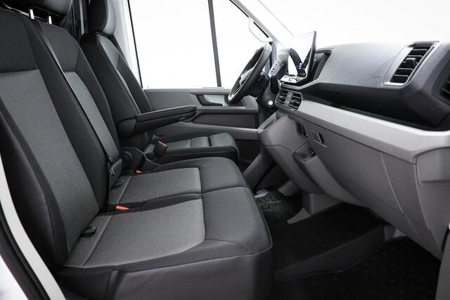 Volkswagen CRAFTER 35 2.0 TDI L3H2 Trendline | LED | CLIMA | STUURWIELVERWARMING | NAVI | DAB | APPLE | CAMERA