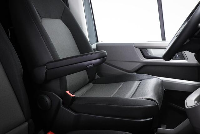 Volkswagen CRAFTER 35 2.0 TDI L3H2 Trendline | ERGO COMFORT | LED | CLIMA | DAB | CAMERA | STOELVERWARMING