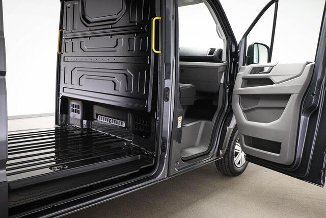 Volkswagen CRAFTER 35 2.0 TDI L3H2 Comfortline | 2 X SCHUIFDEUR | ERGO COMFORT | LED | CLIMA | DAB | CAMERA | STOELVERWARMING