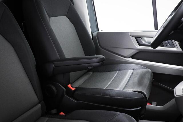 Volkswagen CRAFTER 35 2.0 TDI L3H2 Comfortline | 2 X SCHUIFDEUR | ERGO COMFORT | LED | CLIMA | DAB | CAMERA | STOELVERWARMING