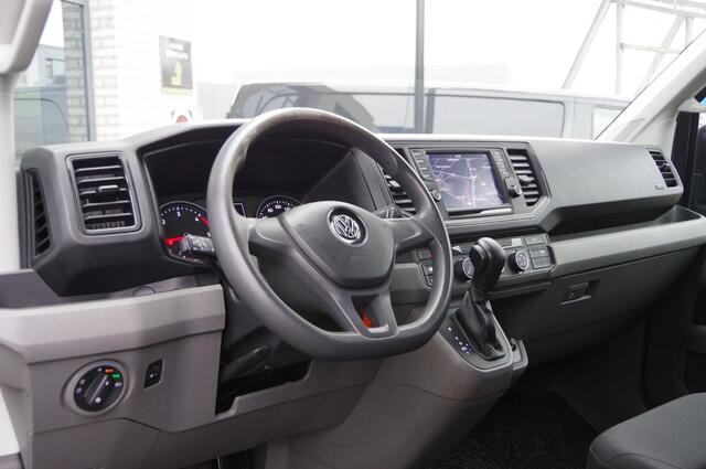 Volkswagen CRAFTER 35 2.0 TDI L3H3 HIGHLINE 140PK AUT. CAMERA, NAVI, CRUISE, AIRCO, TREKHAAK