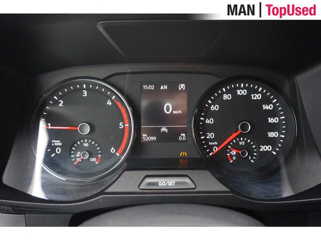 Volkswagen CRAFTER 35 2.0 TDI L4H3 Highline / Trekhaak / 3000KG Trekgewicht / 177 PK / Navigatie / Adaptieve Cruise Control / Apple Carplay / Stoelverwarming