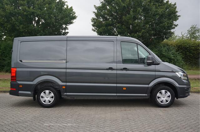Volkswagen CRAFTER 35 177PK L3H2 AUT Facelift BPM VRIJ!! 13" Navi, Cam, Gev. Stoel, Alarm, LED!! NR. C341*