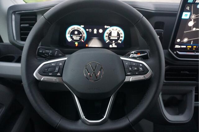 Volkswagen CRAFTER 35 177PK L3H2 AUT Facelift BPM VRIJ!! 13" Navi, Cam, Gev. Stoel, Alarm, LED!! NR. C093*