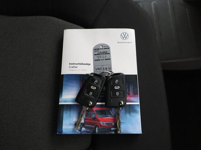 Volkswagen CRAFTER 2.0TDI 140PK L3H3 | Navigatie | Camera | Betimmering | Airco | Cruise