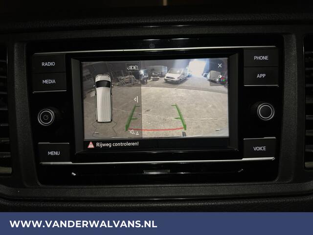 Volkswagen CRAFTER 2.0 TDI 141pk L3H3 L2H2 Euro6 Airco | Camera | Apple Carplay | Android Auto Cruisecontrol, Chauffeursstoel, Parkeersensoren, Bijrijdersbank