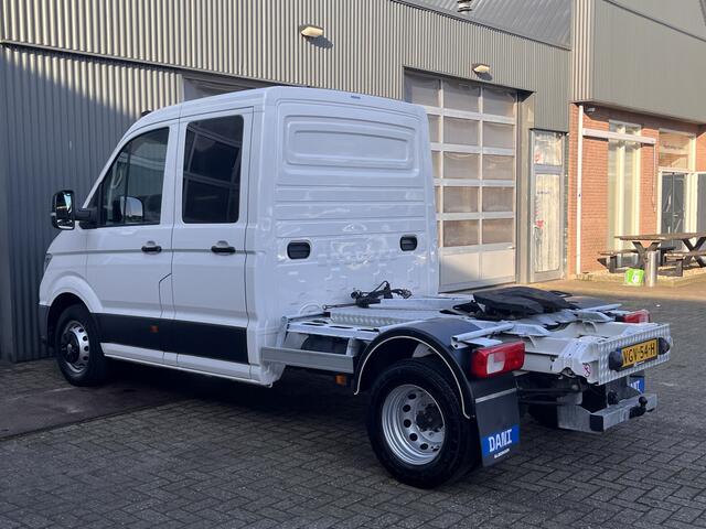 Volkswagen CRAFTER 50 2.0 TDI DC Be-trekker 5175 kg Trekgewicht Airco Cruise controle Kastinrichting 3-Persoons Telefoonverbinding Euro 6 Omvormer Tachograaf Apple carplay COC-document aanwezig! Dubbele cabine trekker Be-co