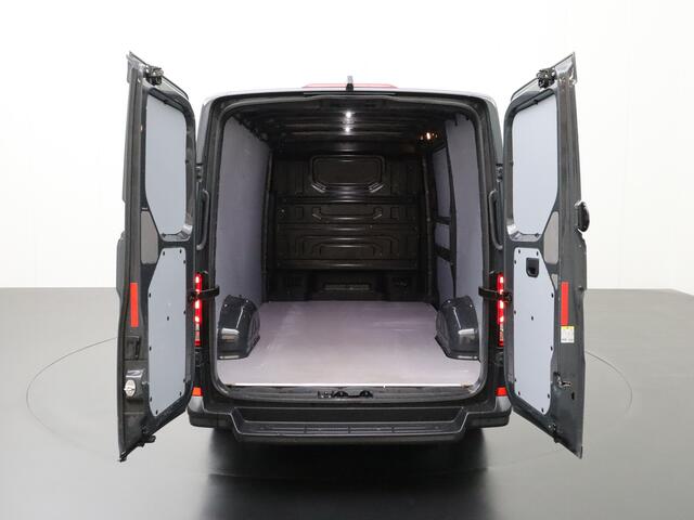 Volkswagen CRAFTER 2.0TDI 140PK L3H2 Highline | Navigatie | Camera | Airco | Cruise | Betimmering
