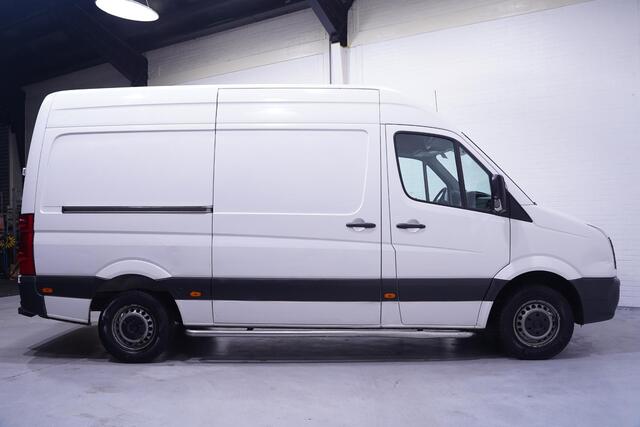 Volkswagen CRAFTER 2.0 TDI 136 pk L2H2 Airco, Cruise Control, Navigatie Voorbereiding, Deuren 270 Graden