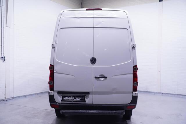 Volkswagen CRAFTER 2.0 TDI 136 pk L2H2 Airco, Cruise Control, Navigatie Voorbereiding, Deuren 270 Graden