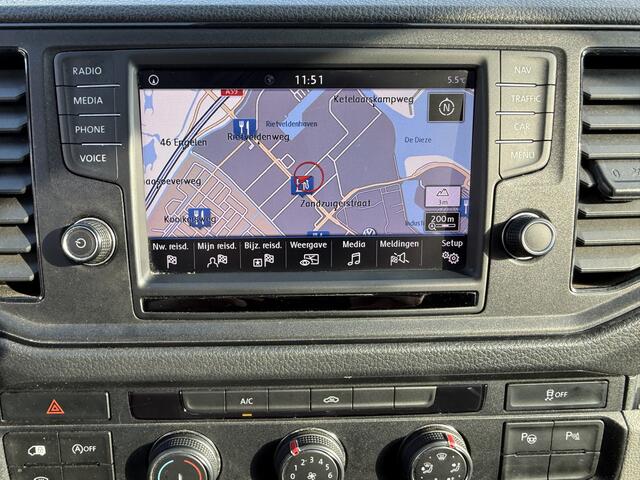 Volkswagen CRAFTER 35 2.0 TDI 140PK automaat **BPM VRIJ**L3H3 EURO6 Achteruitrijcamera/trekhaak/cruise control