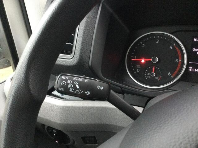 Volkswagen CRAFTER 35 2.0 TDI L4 Comfortline Met Lift | Camera | Automaat |