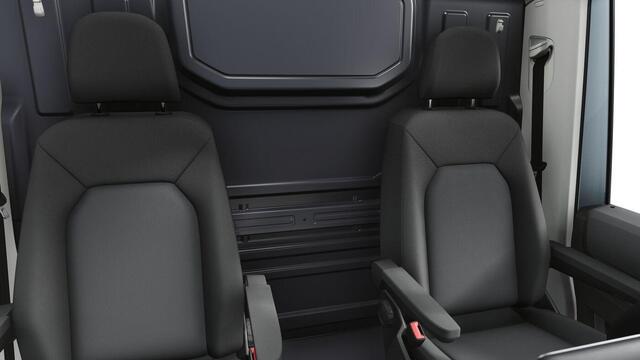 Volkswagen CRAFTER Bedrijfswagens Highline L3H3 2.0 TDI 130 kW 177 pk 8 versn. Auto | BPM vrij | Middelhoog dak | Trekhaak met vaste kogel | Climatronic airconditioning |