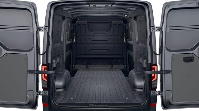 Volkswagen CRAFTER Bedrijfswagens Highline L3H2 2.0 TDI 130 kW 177 pk 8 versn. Auto | BPM vrij | Bijrijdersbank inclusief opbergvak | Inparkeerassistent 'park assist' | Trekhaak met vaste kogel (inclusief aanhangwagenstabilisator) |