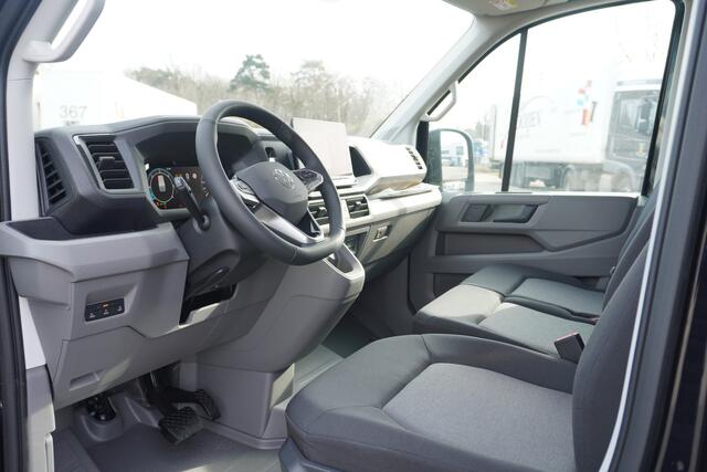 Volkswagen CRAFTER 35 2.0 TDI L3H2 Exclusive 35 2.0 TDI L3H2 177 PK Aut. Exclusive, LED koplampen, Adaptive cruise control, Alarm, Stuurverwarming