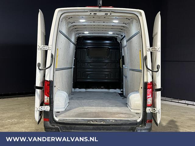 Volkswagen CRAFTER 2.0 TDI 141pk L4H3 L3H2 Euro6 Airco | Camera | Apple Carplay | Android Auto | Parkeersensoren Bijrijdersbank, 3000kg trekvermogen