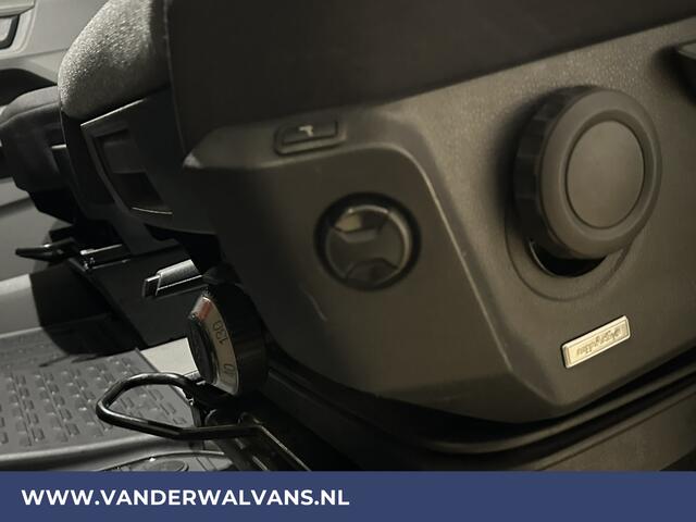 Volkswagen CRAFTER 2.0 TDI 141pk L3H3 L2H2 Euro6 Airco | Camera | Apple Carplay | Cruisecontrol Android Auto, Chauffeursstoel