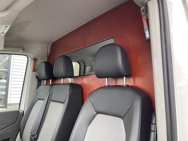 Volkswagen CRAFTER 2.0 TDI 177pk DSG automaat BE trekker / nu 3 persoons / kan omgebouwd worden naar DC 7 persoons / vaste prijs rijklaar ¤ 32.950 ex btw / lease vanaf ¤ 589 / Veldhuizen / dubbellucht