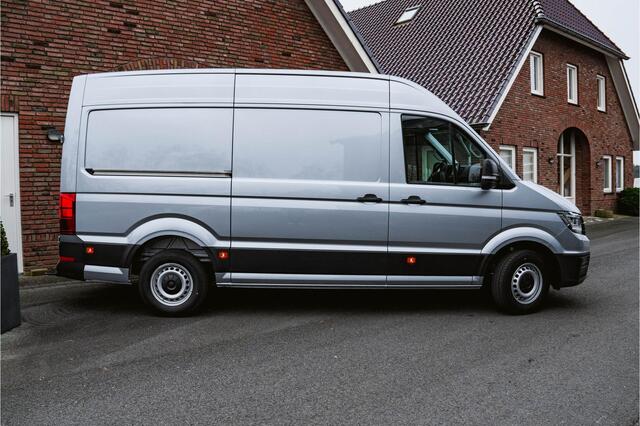 Volkswagen CRAFTER 2.0 TDI 140PK Automaat L3H3 Comfortline 2x LED | NAVI | Camera | Trekhaak | Airco |