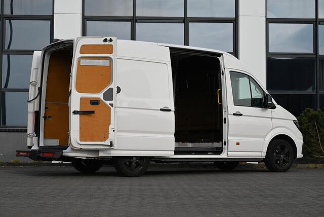 Volkswagen CRAFTER 30 2.0 TDI L3H3 140pk | Special Edition | Betimmering | ¤ 219 P.M.