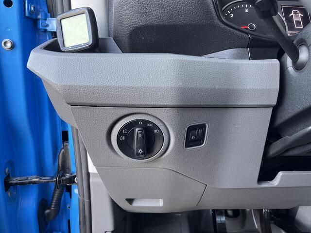 Volkswagen CRAFTER 35 2.0 TDI DC Airco Cruise controle Euro 6 laadbak Voorruit verwarming 6-persoons Open laadbak Pick-up p-up Bakwagen 1e eigenaar