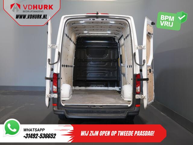 Volkswagen CRAFTER 35 2.0 TDI 140 pk L3H3 BPM VRIJ! 270Gr. Deuren/ Carplay/ Climate/ Camera/ Cruise