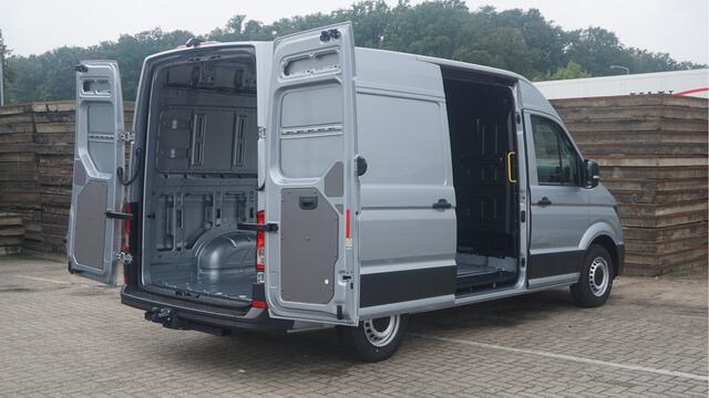 Volkswagen CRAFTER 35 2.0 TDI 140PK L3H3 Trendline 35 2.0 TDI 140PK L3H3 Trendline, Modeljaar 2025, App Connect, Trekhaak