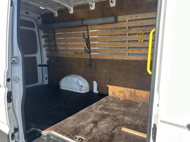 Volkswagen CRAFTER 35 2.0 TDI L3H3 Trendline*A/C*CRUISE*HAAK*