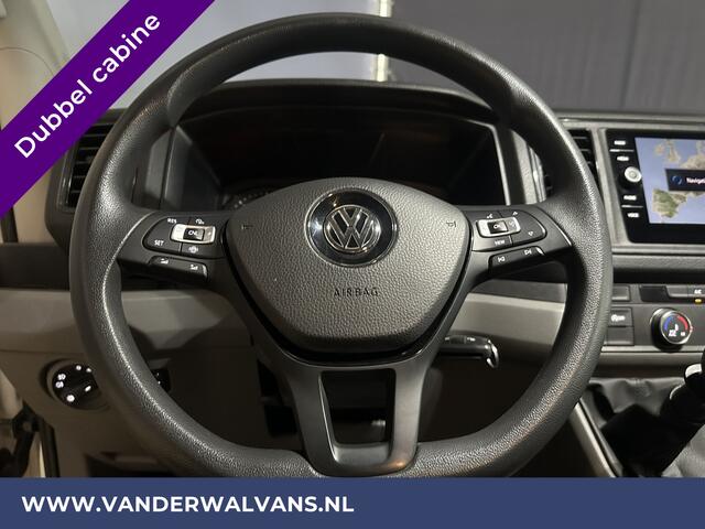 Volkswagen CRAFTER 2.0 TDI 141pk Pick up Open laadbak Dubbele Cabine Euro6 Airco | 7-Zits | Navigatie | 2800kg Trekhaak Apple Carplay, Android Auto, Cruisecontrol, Chauffeursstoel