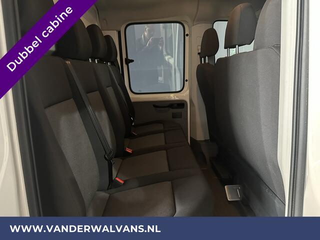 Volkswagen CRAFTER 2.0 TDI 141pk Pick up Open laadbak Dubbele Cabine Euro6 Airco | 7-Zits | Navigatie | 2800kg Trekhaak Apple Carplay, Android Auto, Cruisecontrol, Chauffeursstoel