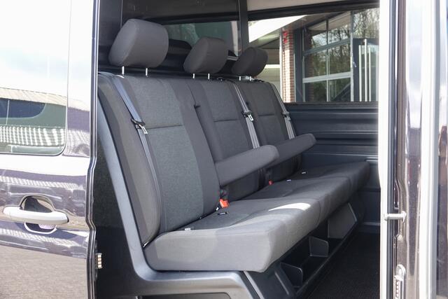 Volkswagen CRAFTER L3H2 | 177Pk Aut. | Dubbele Cabine | Nieuw Model | 10,4'' Navigatie | 19'' | Deep Black