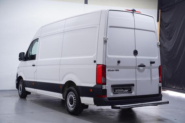 Volkswagen CRAFTER 2.0 TDI 140 pk L3H3 Airco, 270 Graden Deuren App Connect/Apple Carplay, Camera, Opstap achter, 3-Zits