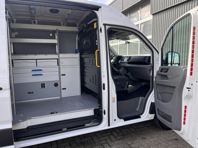 Volkswagen CRAFTER 35 2.0 TDI L3H3 oud L2H2 Airco Cruise control Trekhaak 3000kg Kastinrichting Omvormer Standkachel werkplaats Navigatiesysteem Telefoonverbinding 2-Persoons Camera
