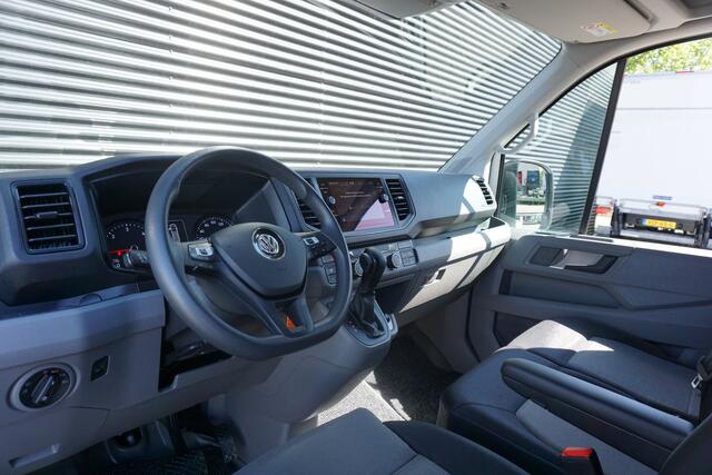 Volkswagen CRAFTER 30 | 140 PK AUT | L3H3 | App-Connect | Camera | Trekhaak | Voorruitverwarming