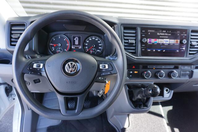 Volkswagen CRAFTER 30 | 140 PK | L3H3 | App-Connect | Camera | Trekhaak | Voorruitverwarming