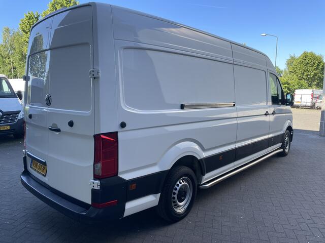 Volkswagen CRAFTER 35 2.0 TDI L4H3 Highline Airco - parkeersensoren achter - cruise control - zijschuifdeur rechts - tussenschot volledig - Ideaal voor camper