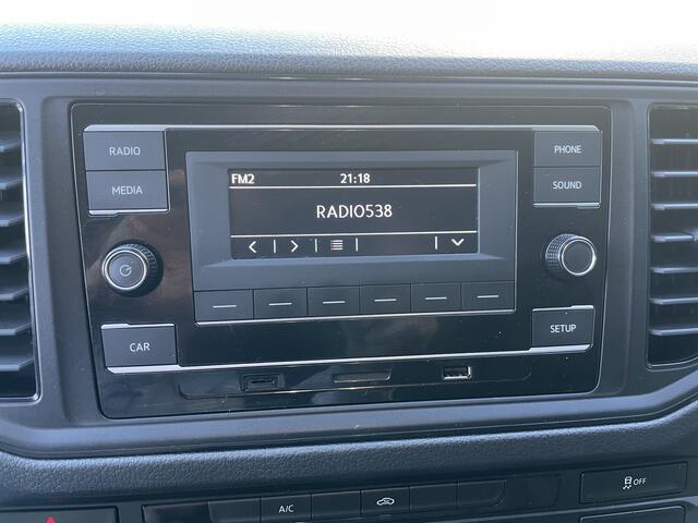 Volkswagen CRAFTER 35 2.0 TDI L4H3 Highline Airco - parkeersensoren achter - cruise control - zijschuifdeur rechts - tussenschot volledig - Ideaal voor camper