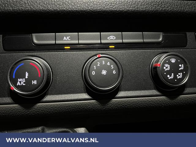 Volkswagen CRAFTER 2.0 TDI 141pk L4H3 L3H2 Euro6 ** Airco | 3000kg trekhaak | Cruisecontrol | Parkeersensoren Bijrijdersbank