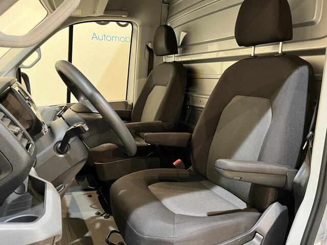 Volkswagen CRAFTER 35 2.0 TDI 140 pk Bakwagen 2.41 Mtr. H / Meubelbak / Euro 6 / Airco / Cruise Control / CarPlay / 23.400 KM !!